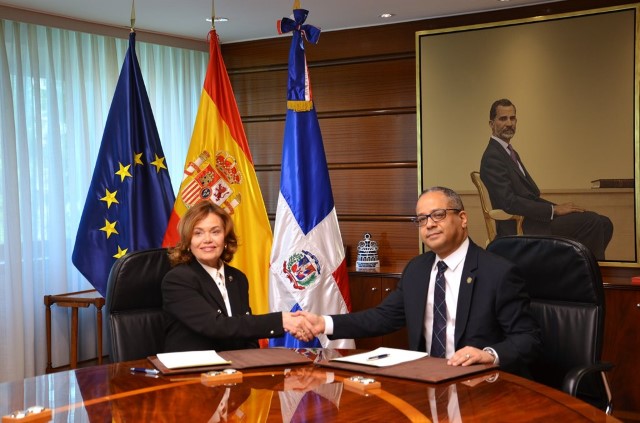 Los Tribunales Constitucionales de España y República Dominicana firman un Convenio de colaboración